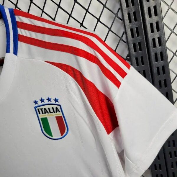 2425 Italy Away 5