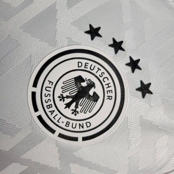 2425 Player Germany Home 4