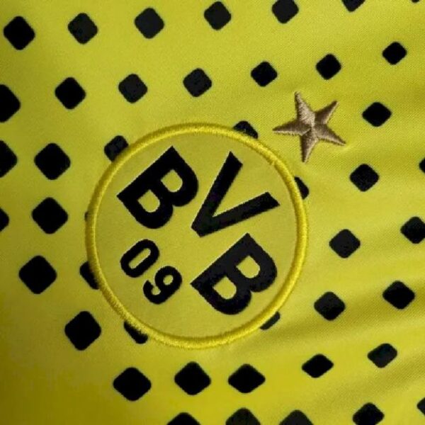 Borussia Dortmund 201112 Home Retro Jersey 57492