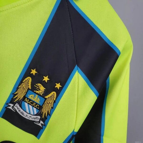 Manchester City 1998 99 Away Retro Jersey 33742