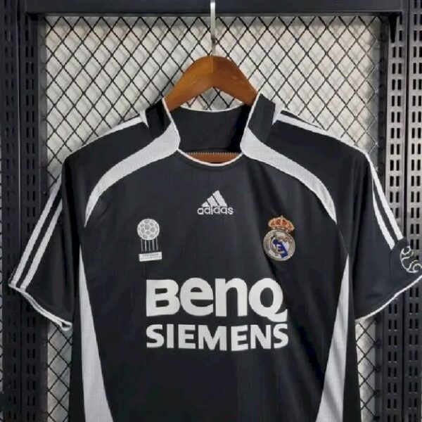 Real Madrid 200607 Away Retro Jersey 58244