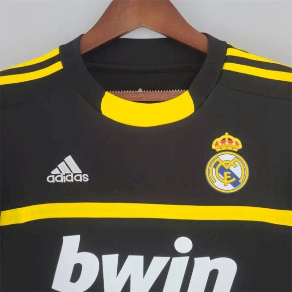 Real Madrid 201112 Goalkeeper Retro Jersey 51308