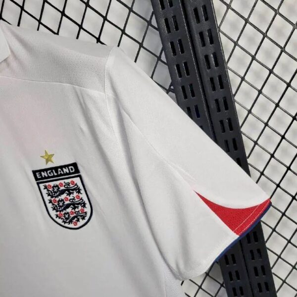 Retro 2005 England Home 3