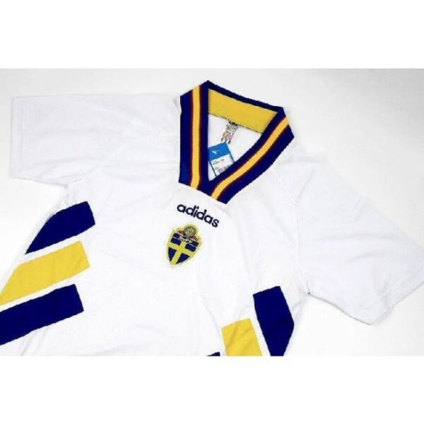 Sweden 1994 96 Away Retro Jersey